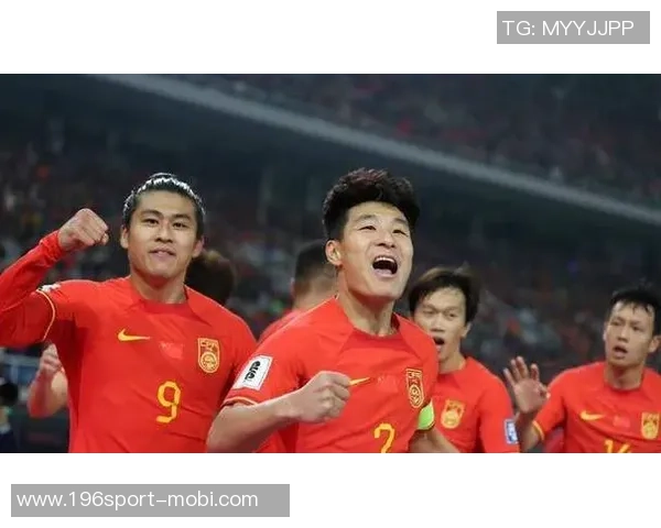 博涅克称赞泽林斯基成熟度提升只需停球便能轻松过人对手 博涅克称赞泽林斯基成熟度提升只需停球便能轻松过人对手