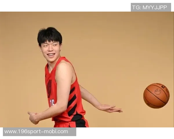 开拓者团队祝中秋快乐同时推出杨瀚森中文球衣限量发售